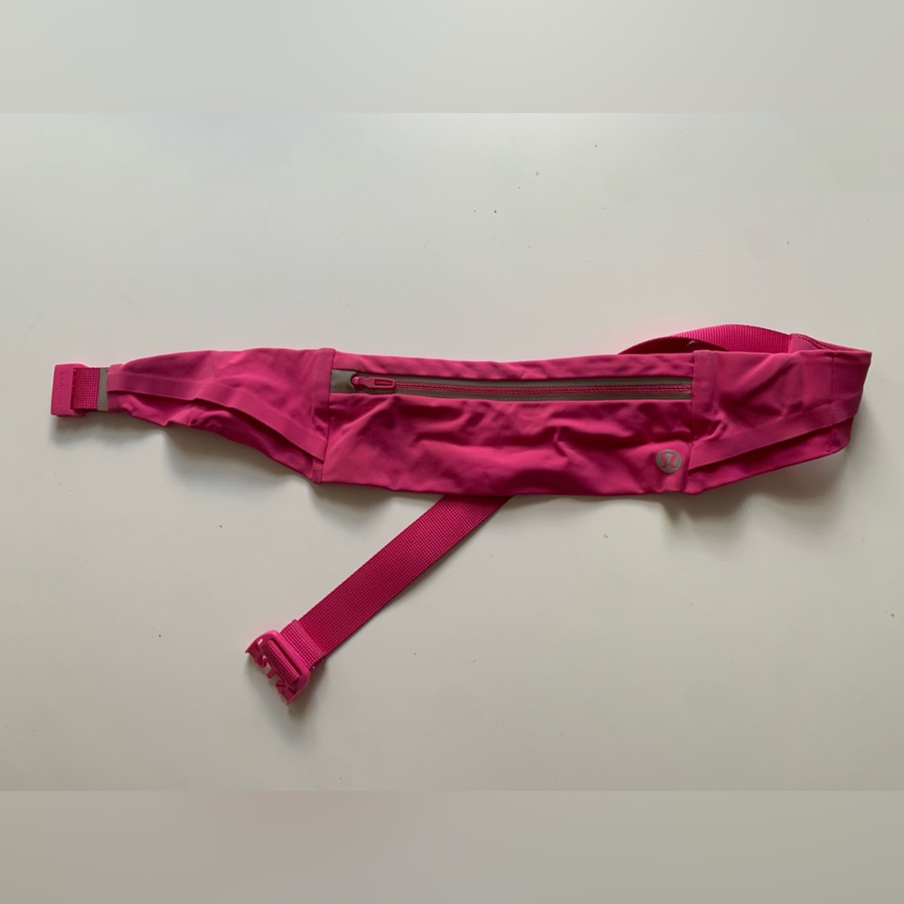 Lululemon fast and free running belt hot pink S/M